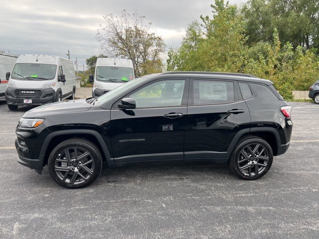 New 2026 Jeep Compass Limited w/ Sun, Sound & Navigation Group AWD/4WD image 2