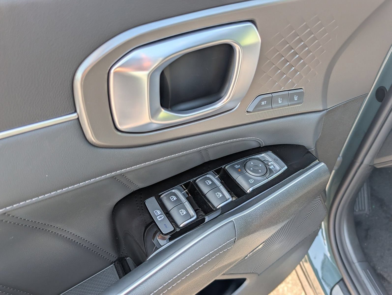 New 2026 Kia Sorento SX Prestige AWD/4WD image 35