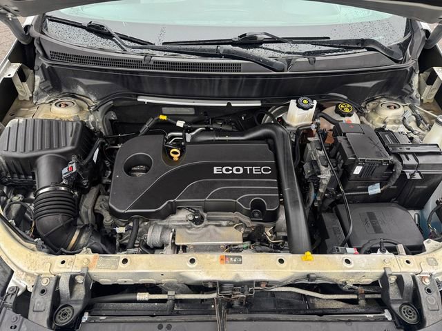 Used 2021 Chevrolet Equinox LS image 20