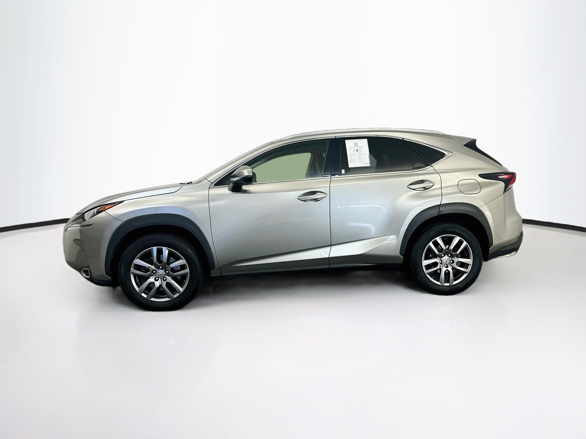 Used 2016 Lexus NX 200t AWD w/ Premium Package image 4