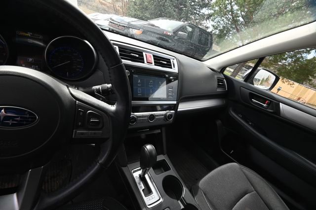 Used 2016 Subaru Outback 2.5i Premium image 8