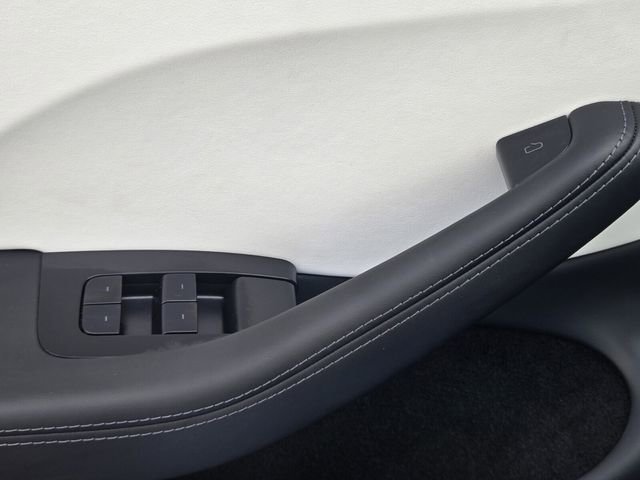Used 2025 Tesla Model 3 Long Range RWD image 24