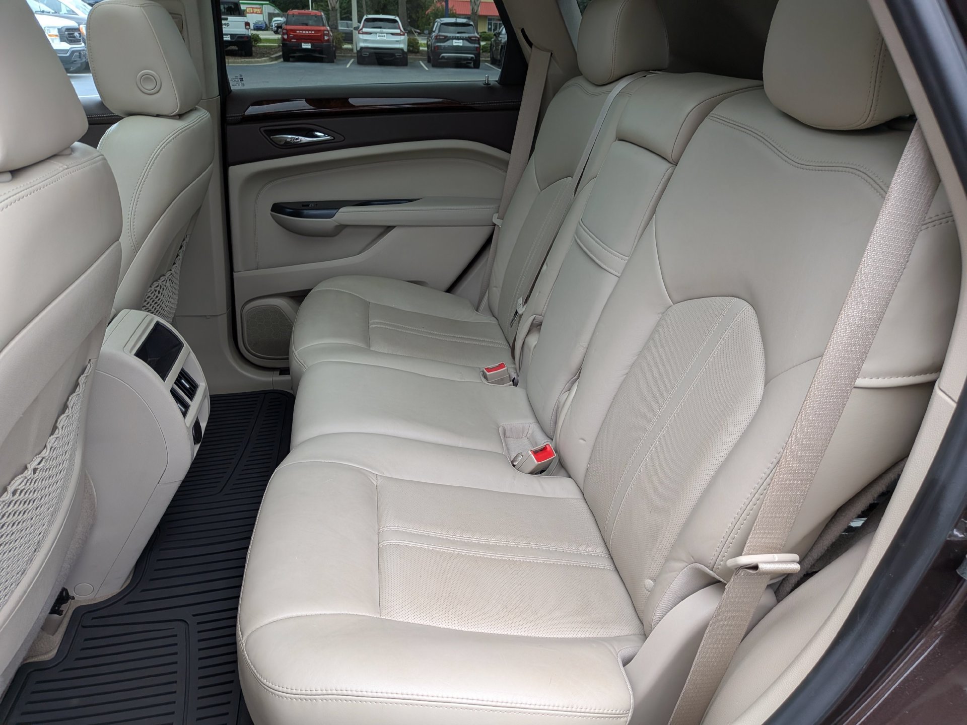 Used 2015 Cadillac SRX Performance w/ Driver Awareness Package FWD image 17