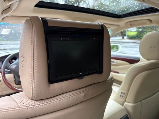 Used 2007 Lexus LS 460 RWD image 30