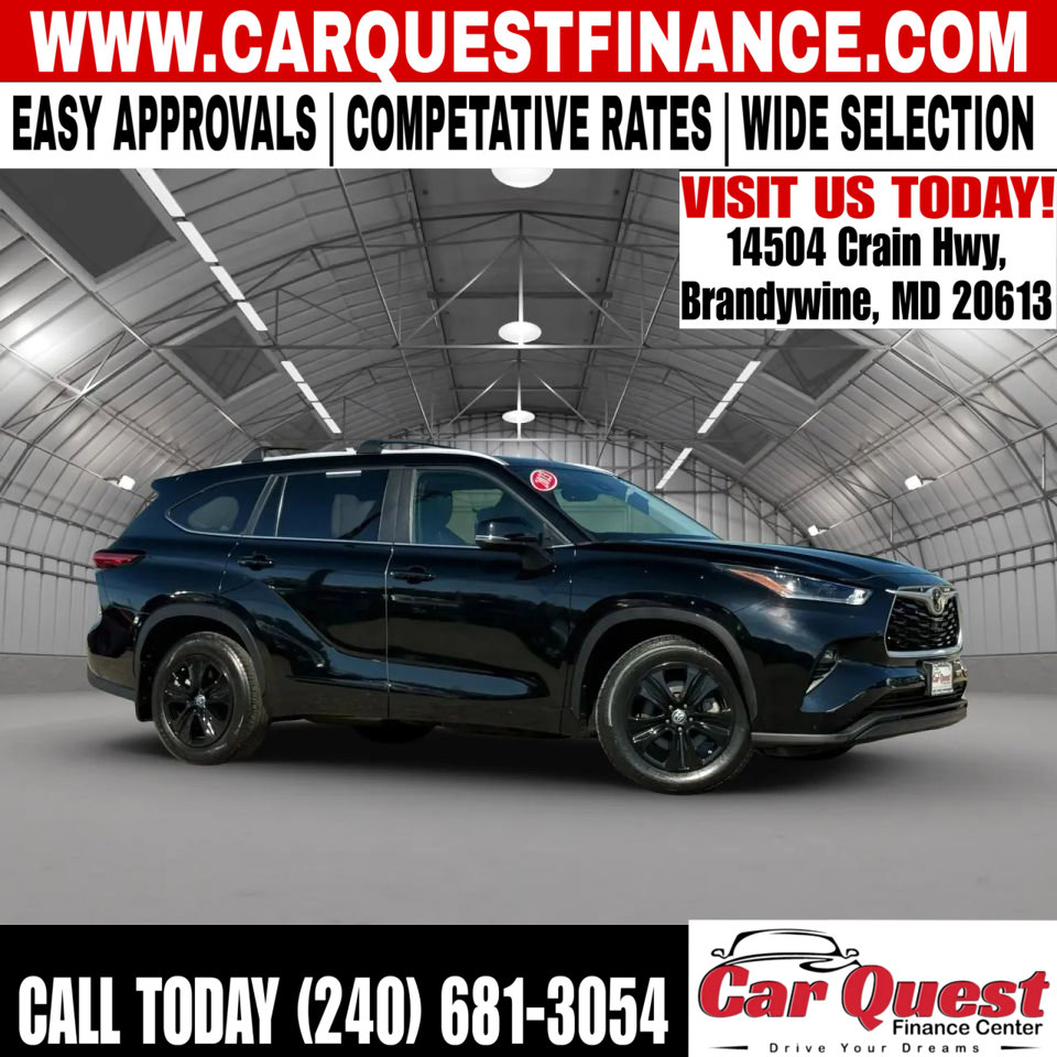 Used 2023 Toyota Highlander XLE image 1