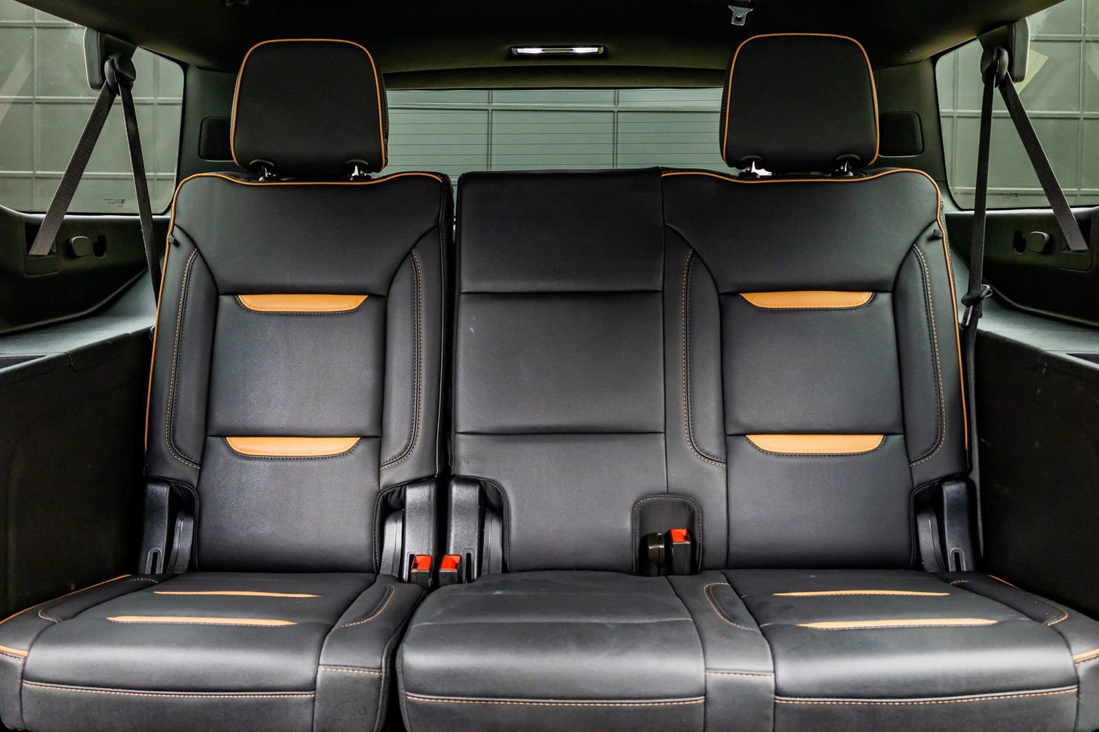 Used 2023 GMC Yukon XL AT4 image 35