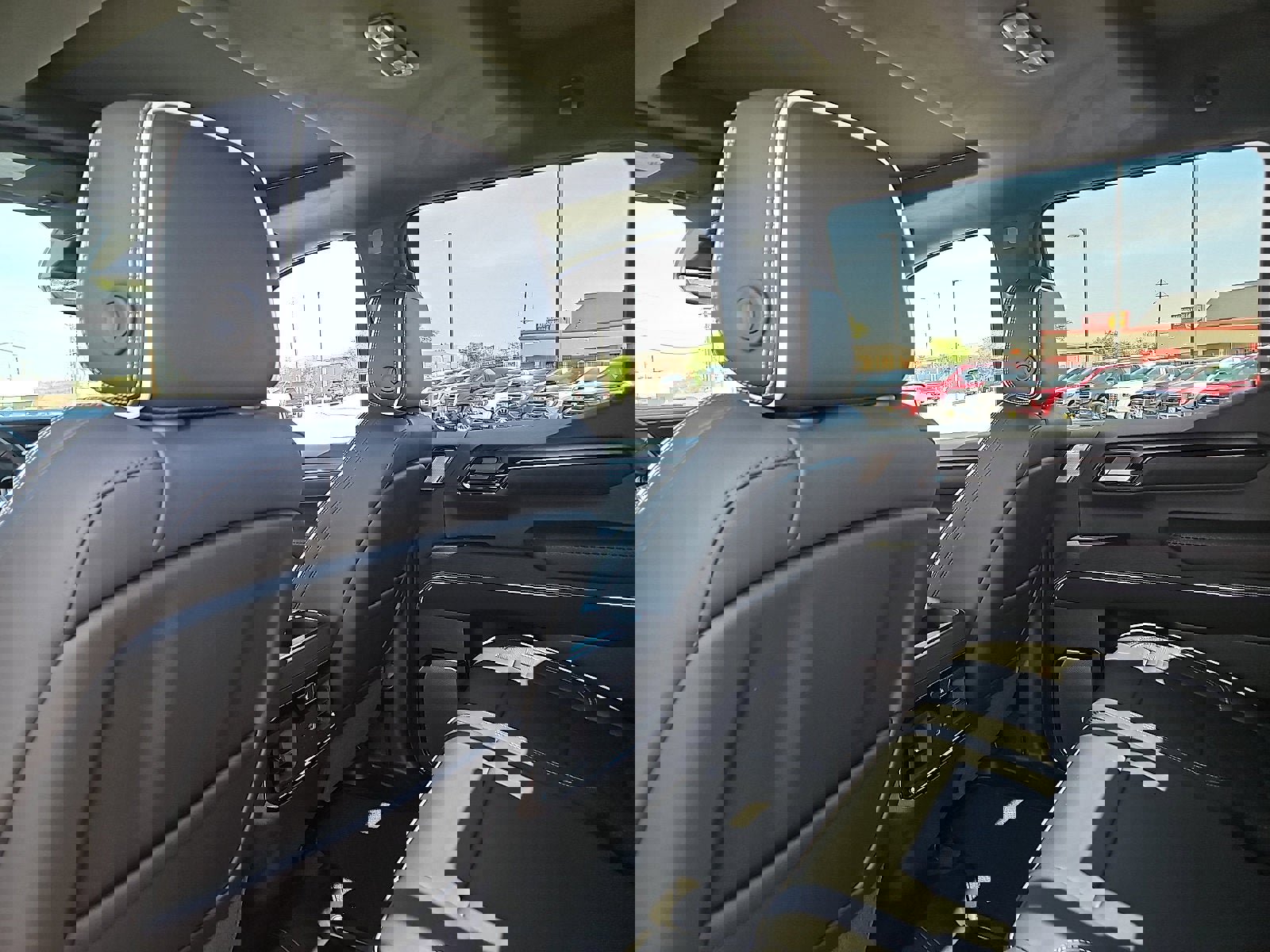 New 2026 GMC Sierra 1500 AT4X image 9