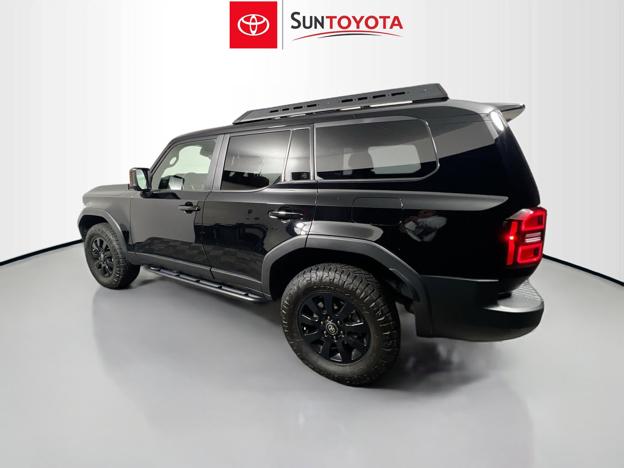 Used 2024 Toyota Land Cruiser image 6