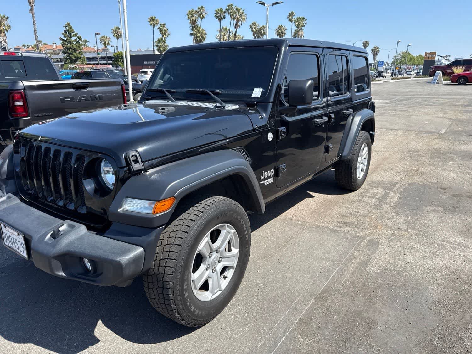 Used 2019 Jeep Wrangler Unlimited Sport S AWD/4WD image 22
