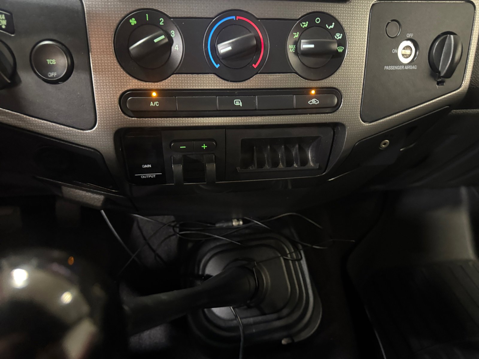 Used 2008 Ford F350 FX4 image 12