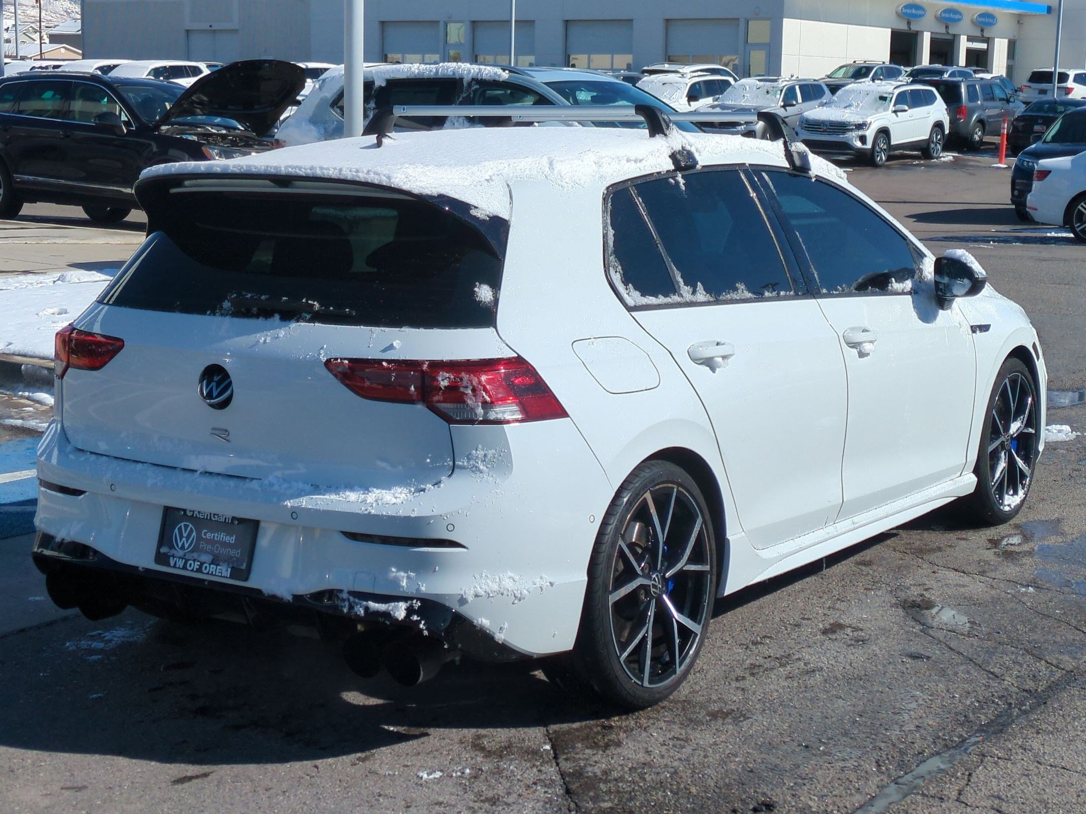 Used 2022 Volkswagen Golf R image 3
