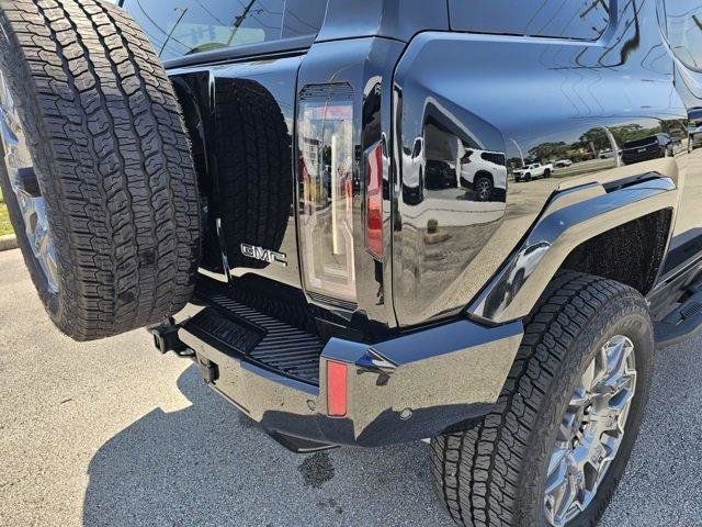 New 2026 GMC Hummer EV 3X image 12