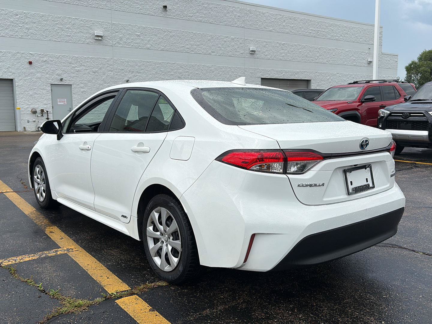 Used 2023 Toyota Corolla LE AWD/4WD image 27