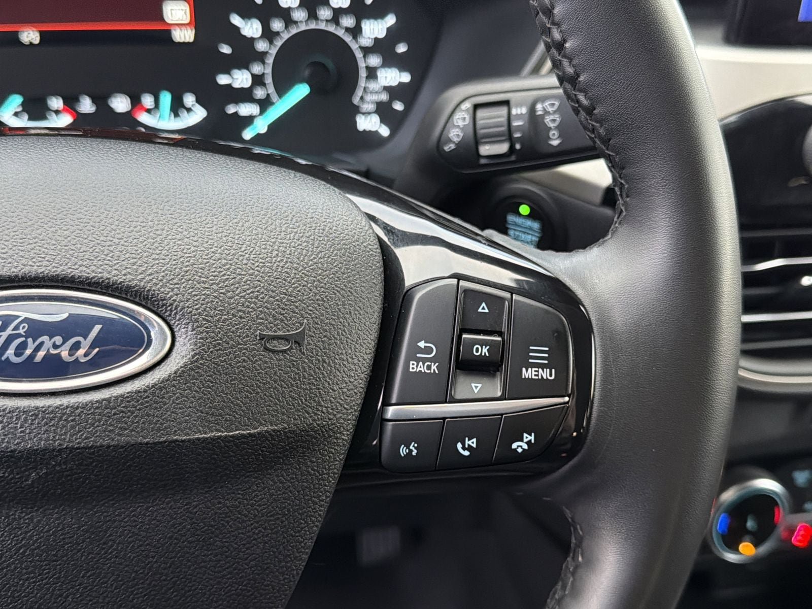 Used 2022 Ford Escape SEL AWD/4WD image 28