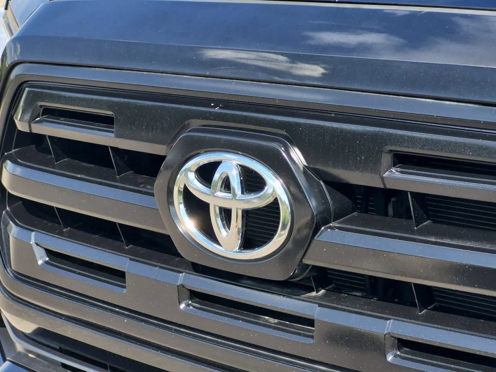 Used 2017 Toyota Tacoma SR RWD image 12
