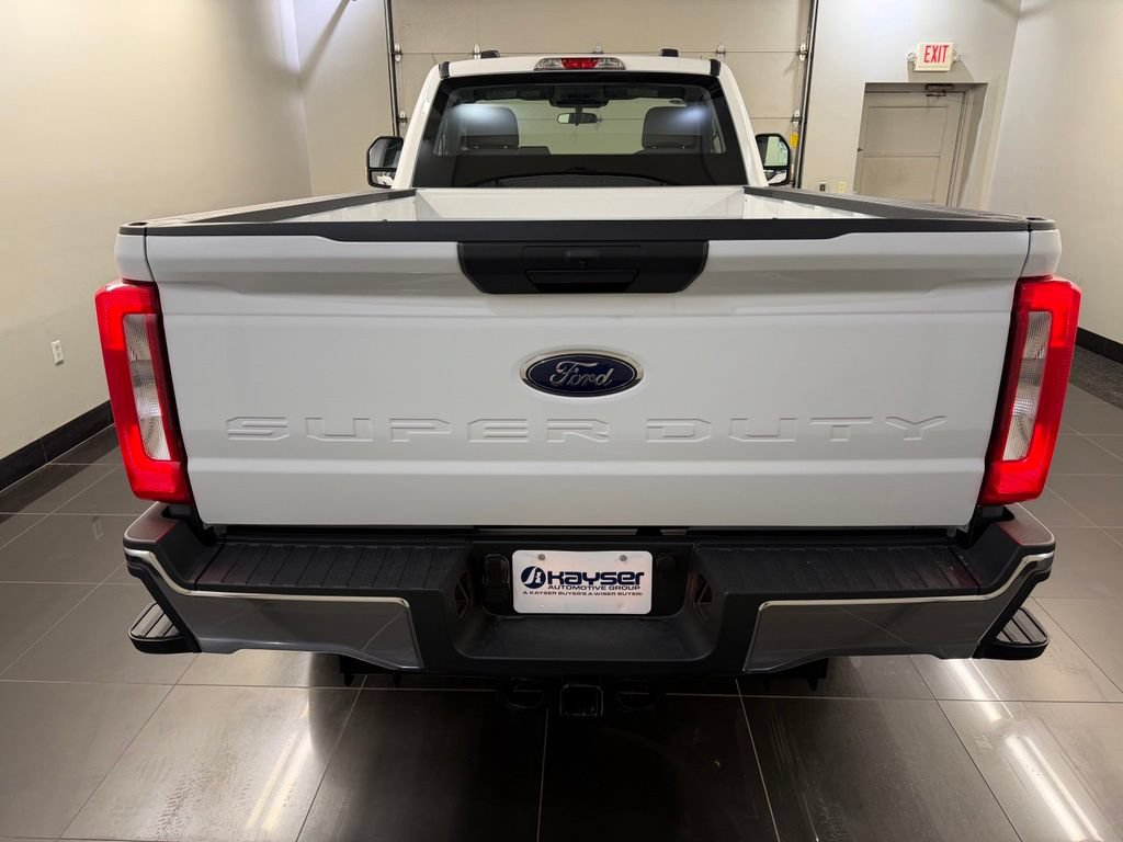 New 2026 Ford F250 XL w/ XL Chrome Package AWD/4WD image 5