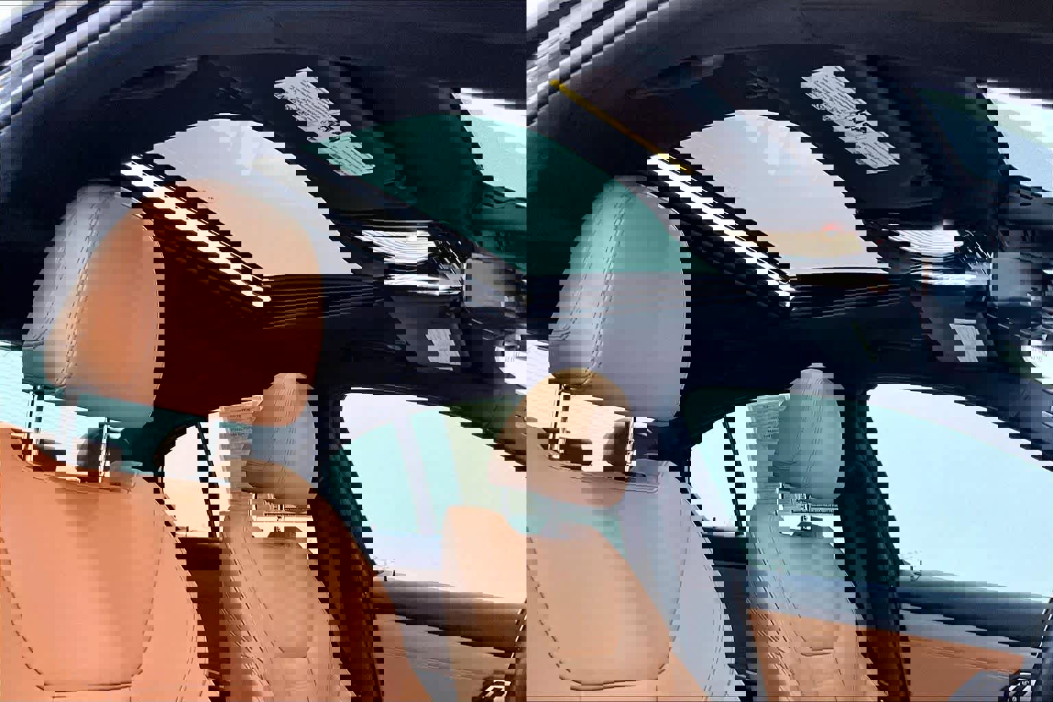 Used 2019 BMW 330i Sedan w/ M Sport Package image 14