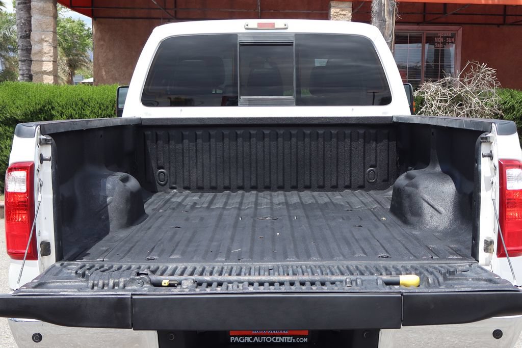 Used 2016 Ford F250 Lariat w/ Lariat Ultimate Package AWD/4WD image 8