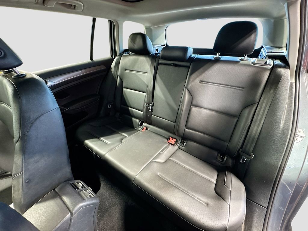 Used 2017 Volkswagen Golf Alltrack SE image 15