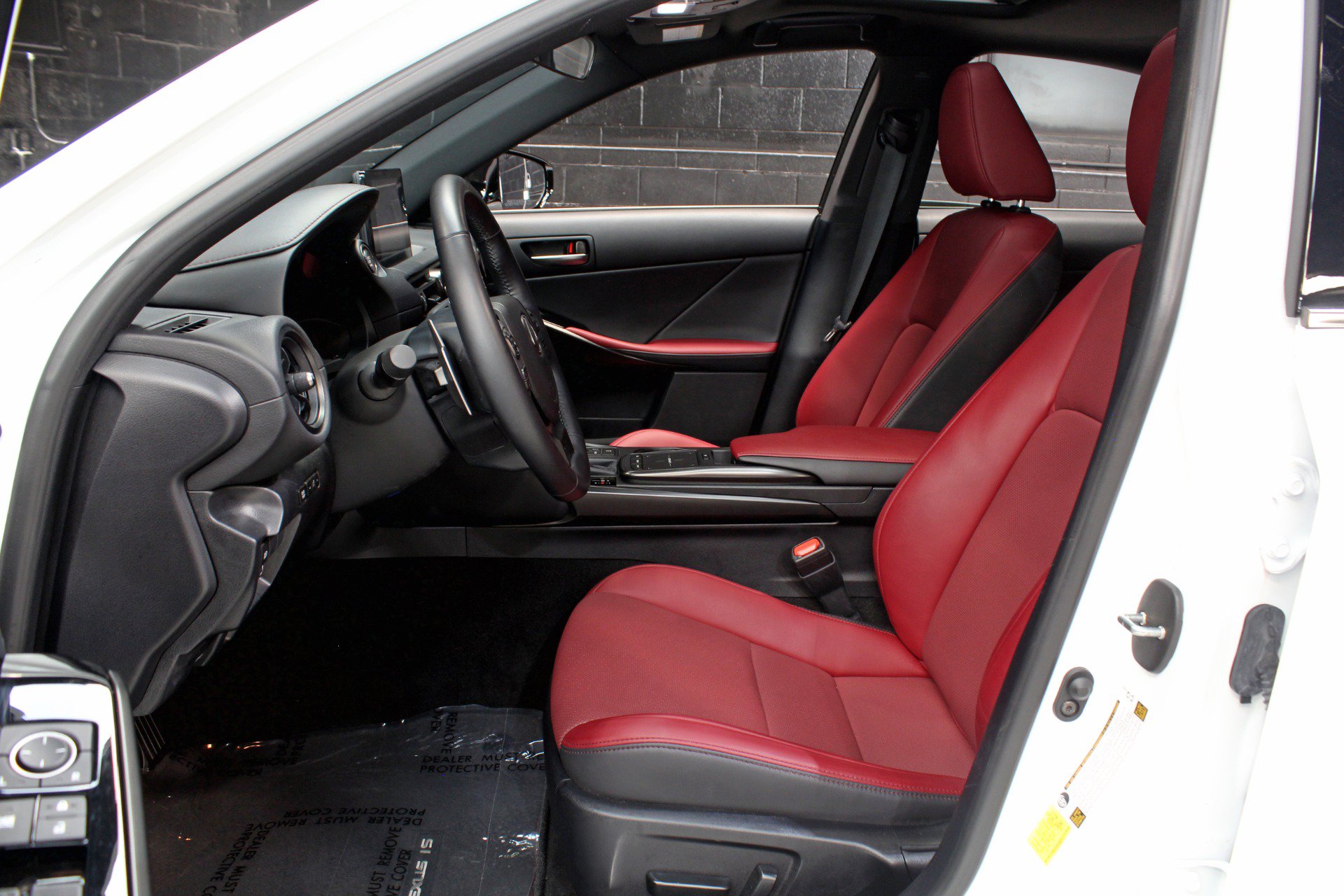 Used 2024 Lexus IS 350 F Sport RWD image 36