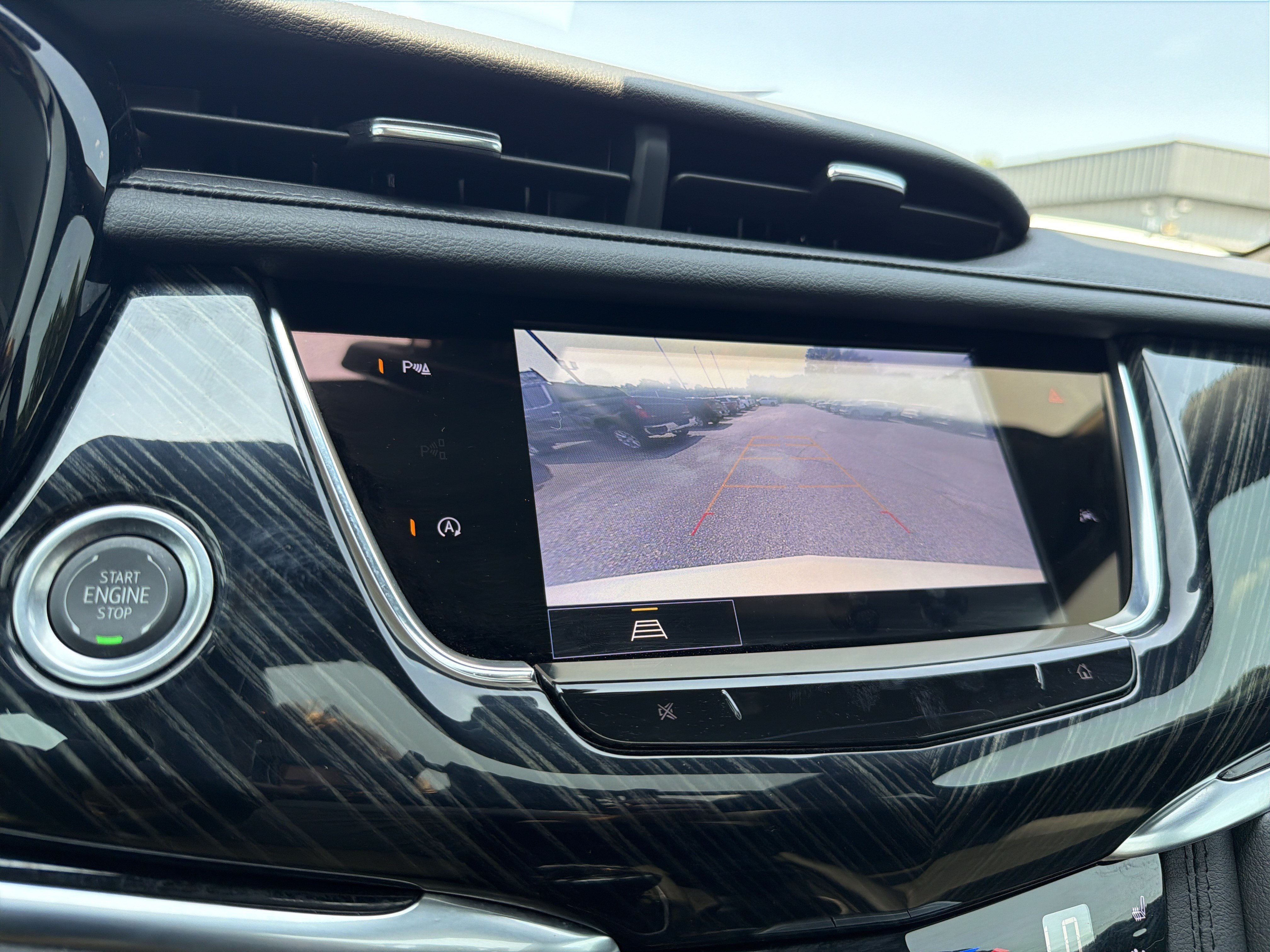 Certified 2025 Cadillac XT6 Premium Luxury FWD image 26