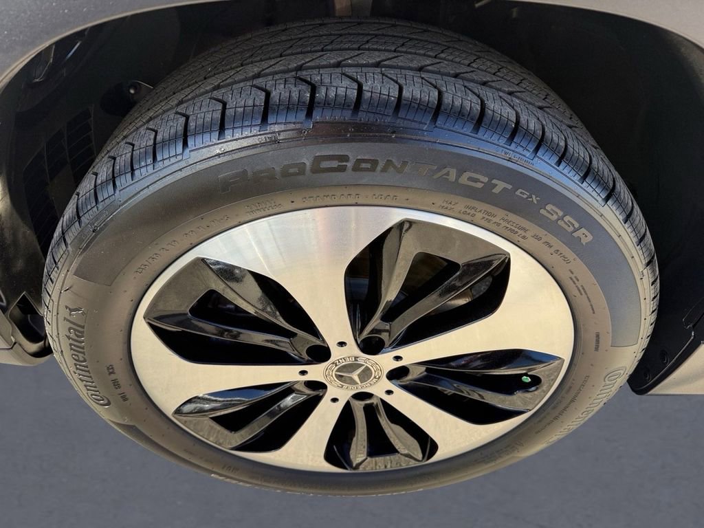 Certified 2025 Mercedes-Benz GLB 250 4MATIC image 8