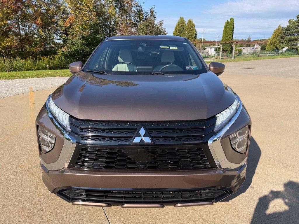 Used 2024 Mitsubishi Eclipse Cross SEL AWD/4WD image 8