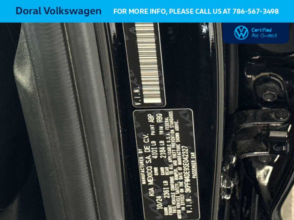 Used 2025 Kia K4 GT-Line image 29