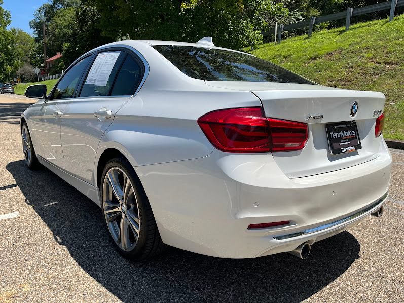 Used 2018 BMW 340i xDrive Sedan w/ Premium Package AWD/4WD image 38