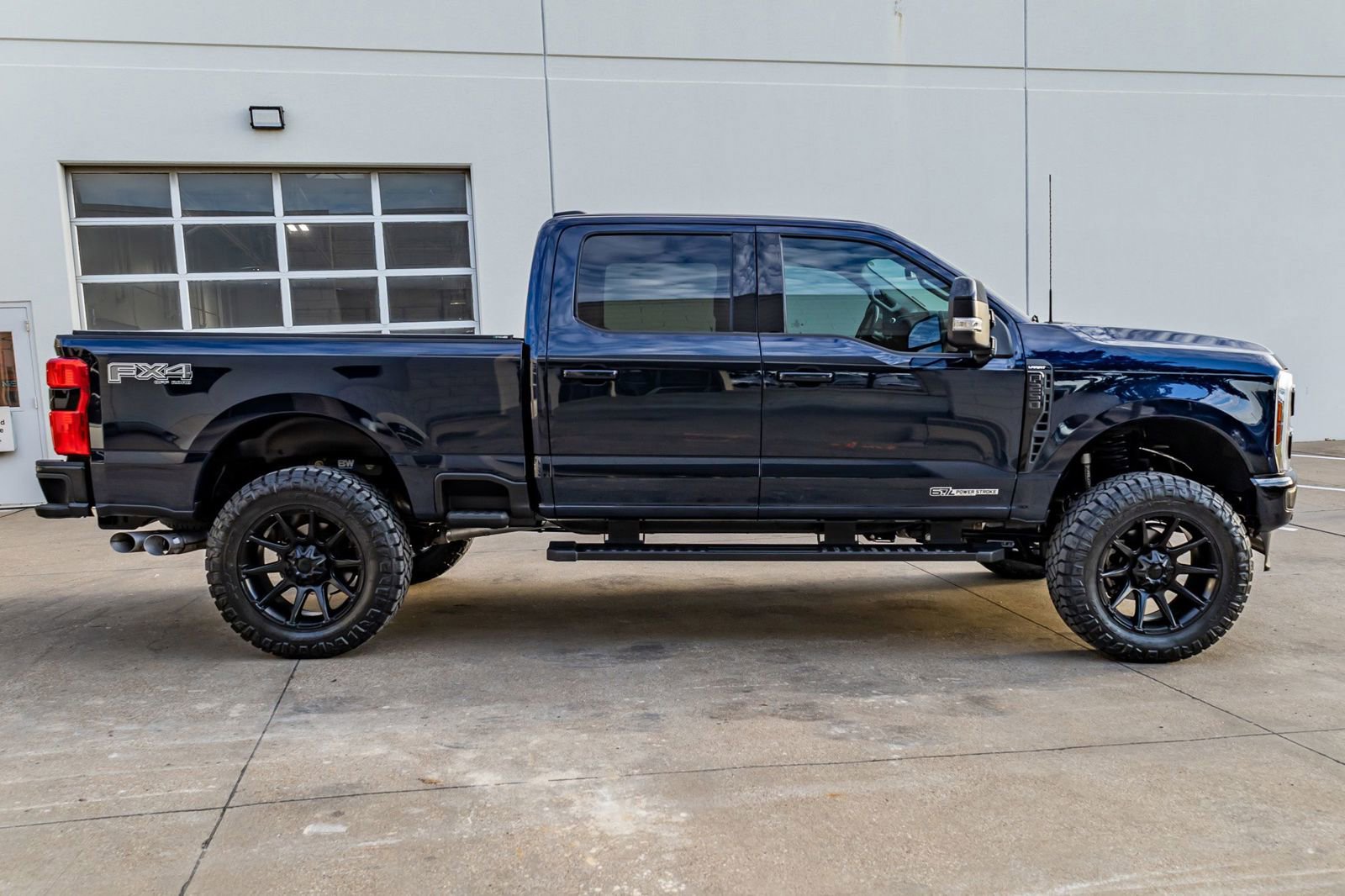 Used 2024 Ford F250 Lariat w/ Lariat Ultimate Package image 11