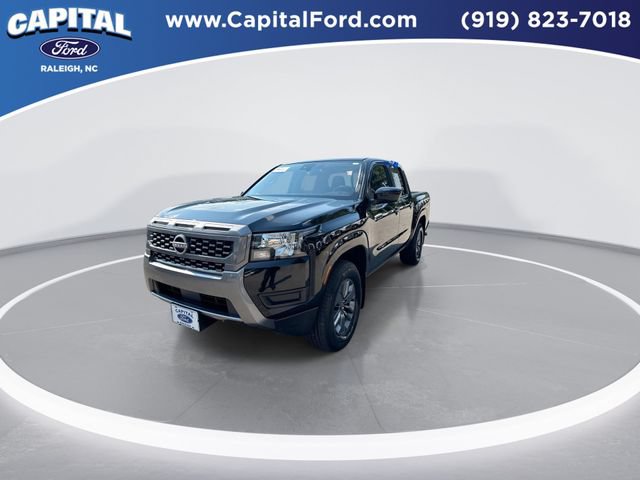 Used 2025 Nissan Frontier SV RWD image 4