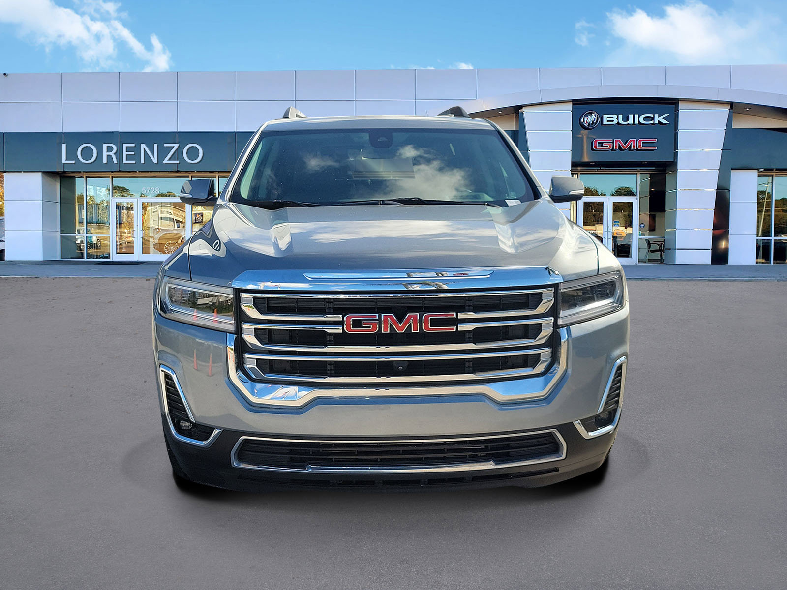 Used 2023 GMC Acadia SLT w/ Technology Package image 2