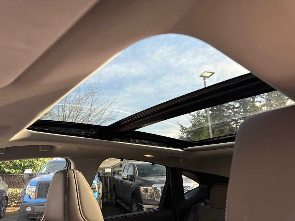 New 2025 Nissan Murano Platinum image 16