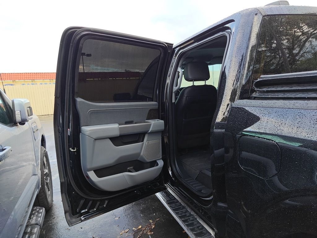 Used 2022 Ford F150 Lariat w/ Max Trailer Tow Package AWD/4WD image 15