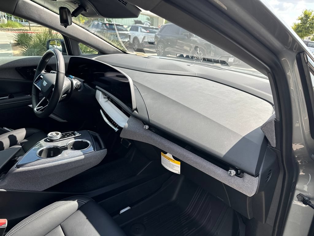 New 2027 Cadillac Optiq Sport RWD image 43