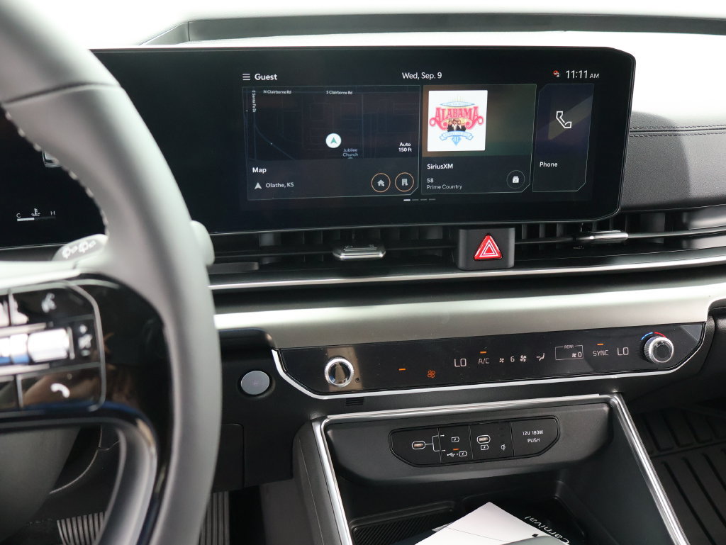New 2027 Kia Carnival SX w/ Dark Edition Package FWD image 40