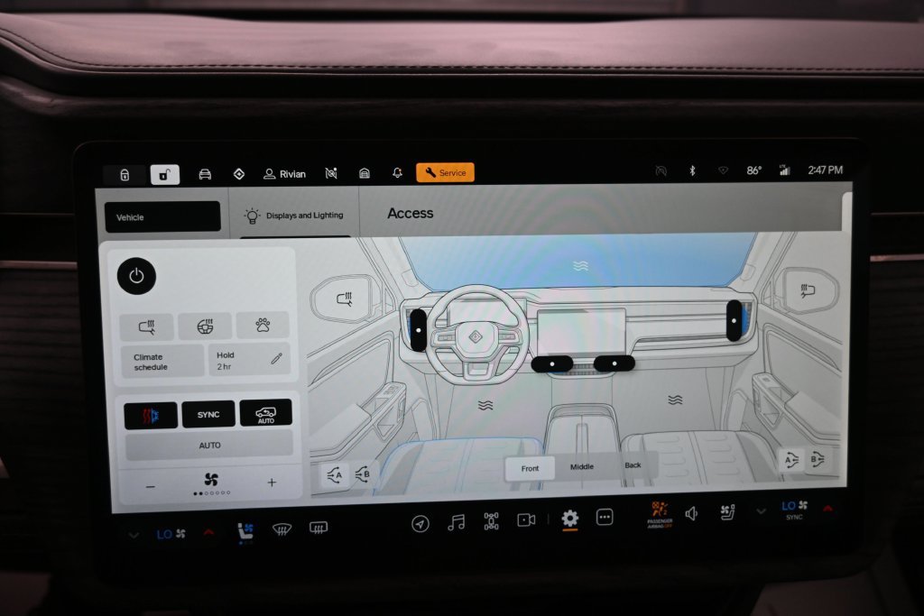 Used 2023 Rivian R1S Adventure Quad AWD/4WD image 13