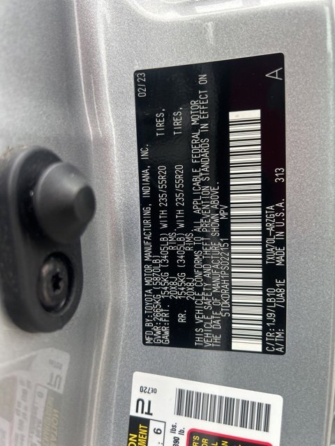 Used 2023 Toyota Highlander Limited image 37