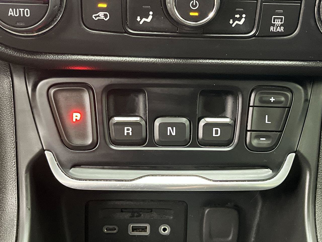 Used 2018 GMC Terrain SLE w/ Driver Convenience Package AWD/4WD image 23