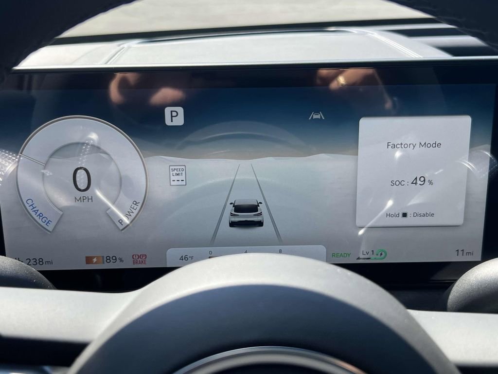 New 2024 Genesis GV60 Advanced image 26