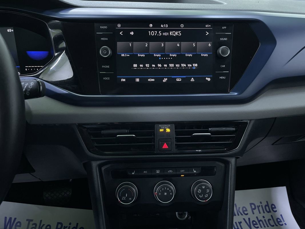 Used 2022 Volkswagen Taos SE w/ IQ.Drive SE Package image 19