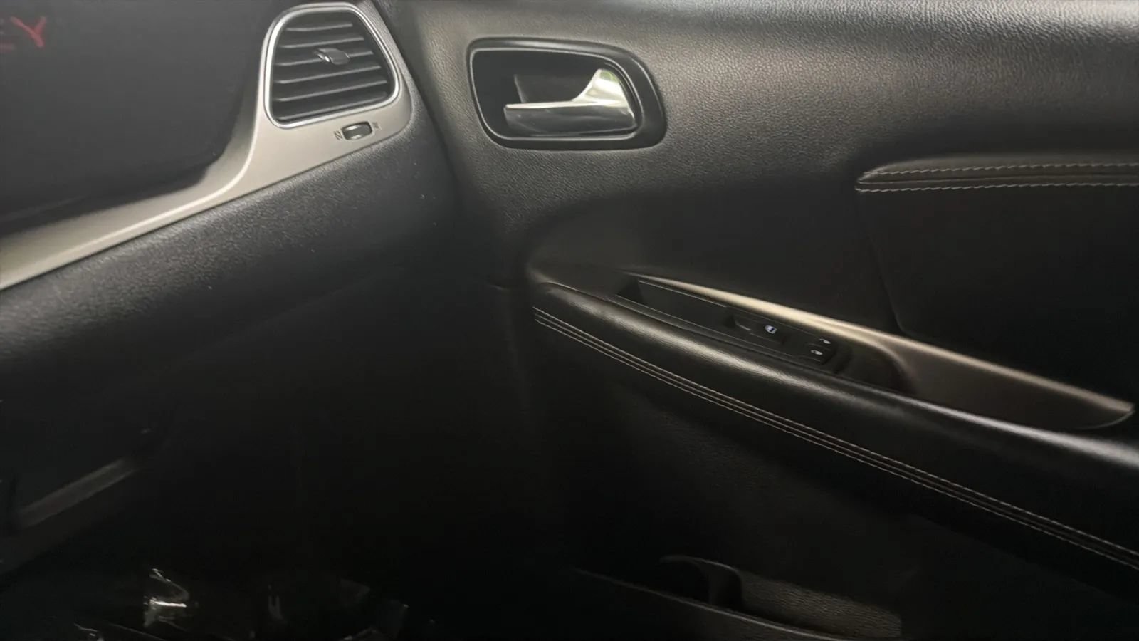 Used 2019 Dodge Journey Crossroad FWD image 17