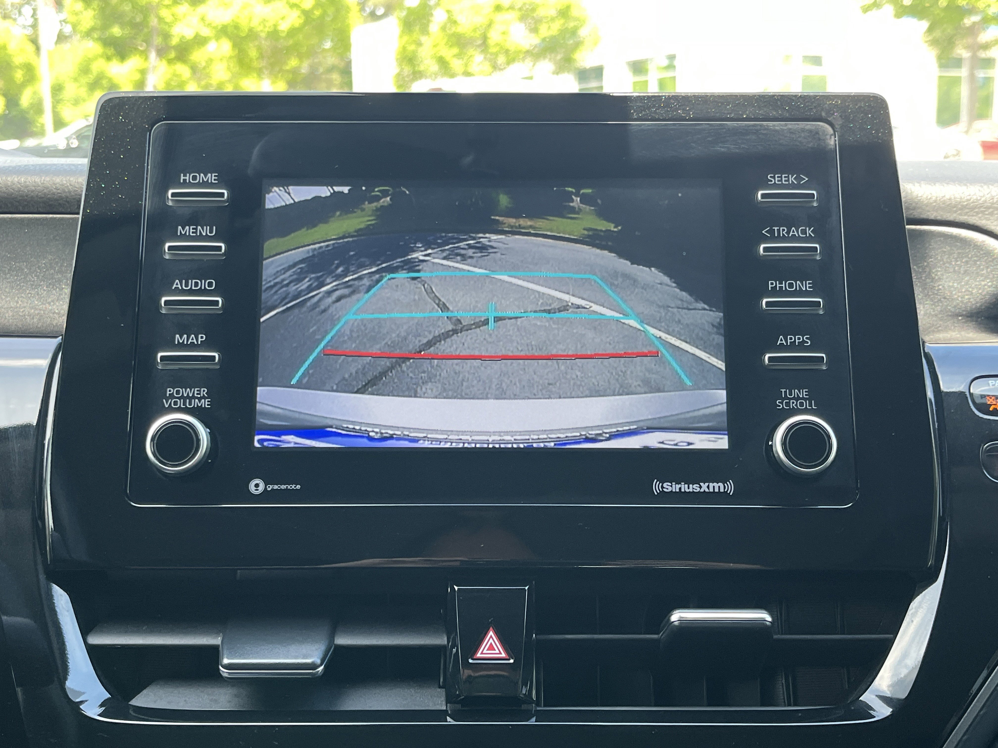 Used 2023 Toyota Camry SE FWD image 6