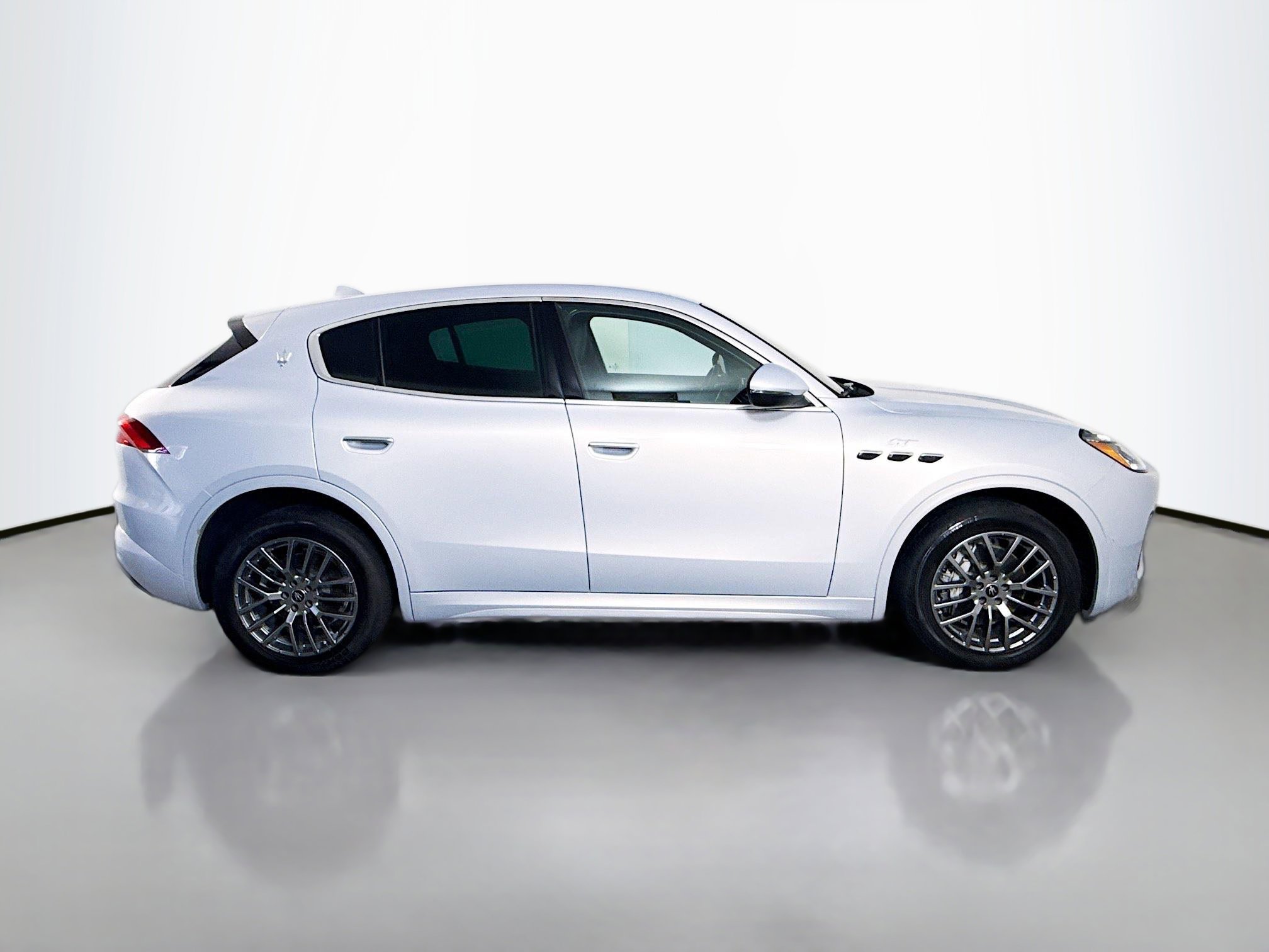 Used 2024 Maserati Grecale GT AWD/4WD image 11