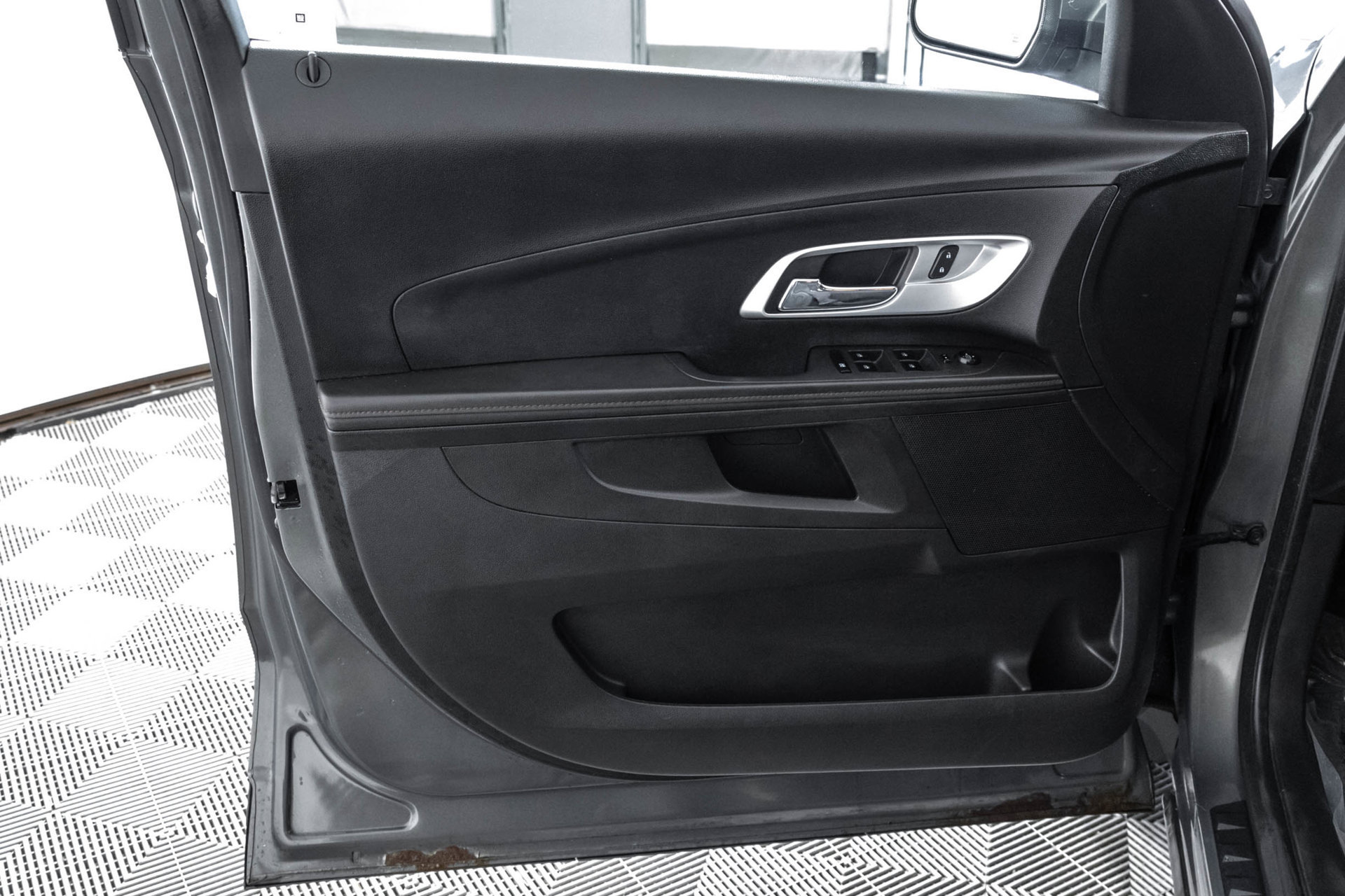 Used 2013 Chevrolet Equinox LT w/ Driver Convenience Package FWD image 34