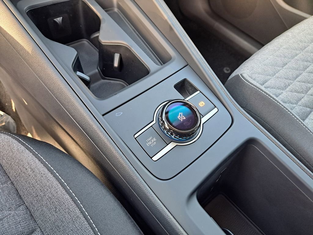 New 2026 Volkswagen Tiguan S w/ 18" Wheel Package image 9