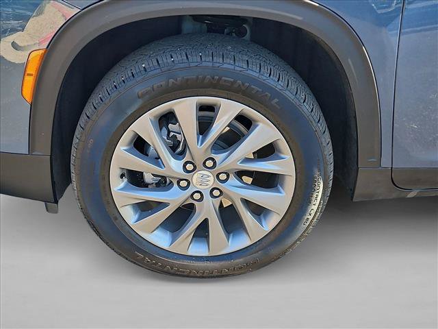 Used 2025 Buick Enclave Preferred FWD image 23