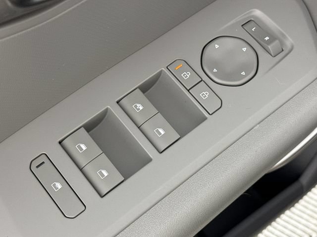 New 2027 Kia Seltos LX AWD/4WD image 13