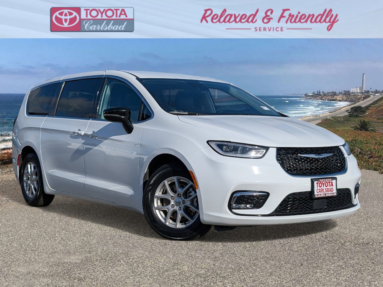 Used 2024 Chrysler Pacifica Touring-L image 1