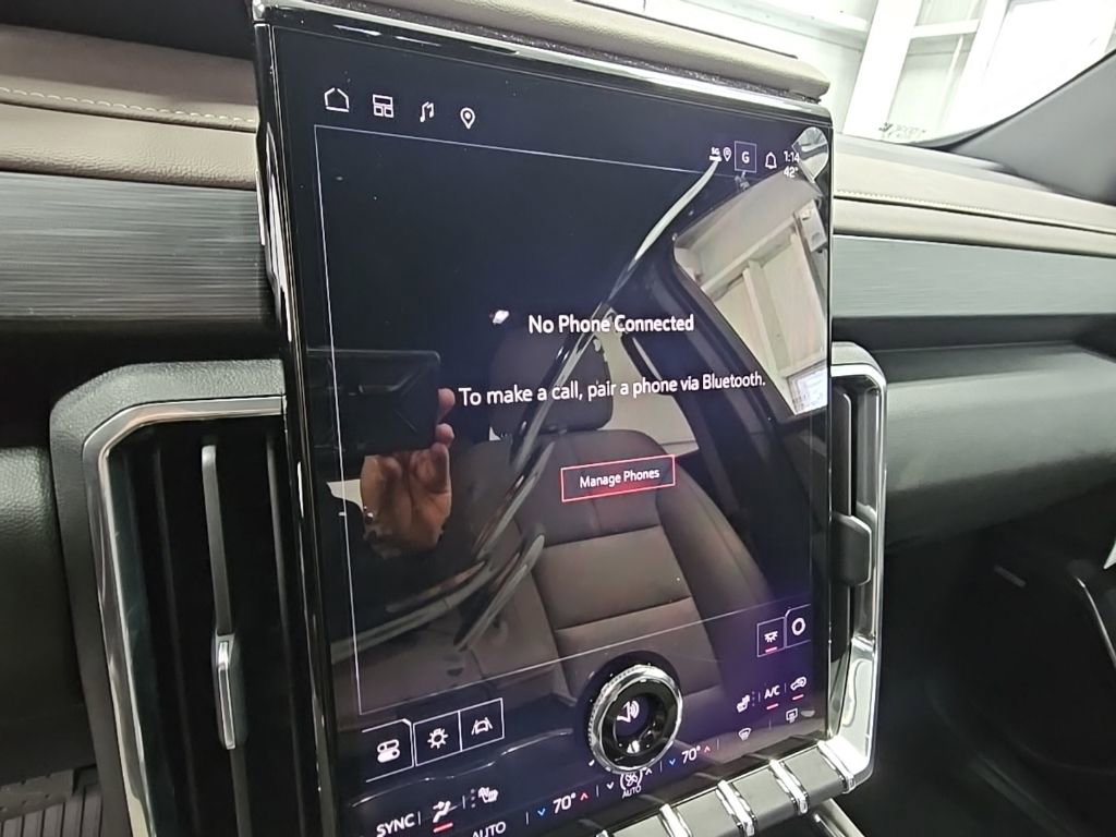 New 2026 GMC Acadia Elevation w/ Black Edition FWD image 16